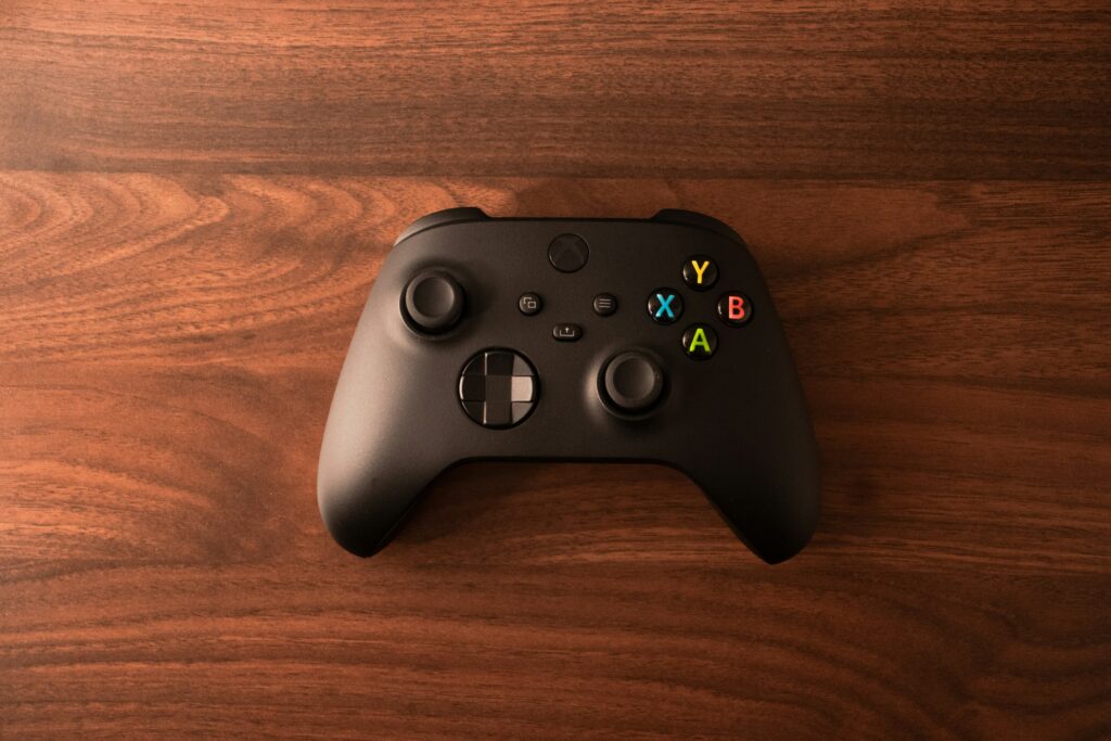 Xbox Wireless Gaming Controller – Windows, Android, iOS, Smart TVs
